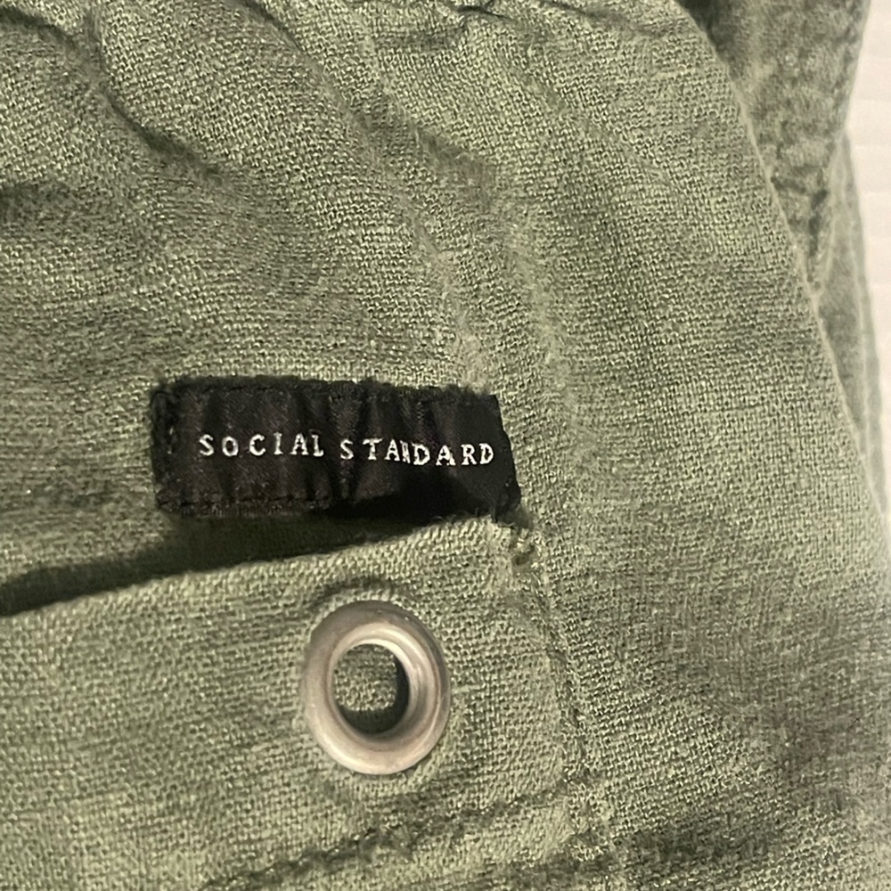 Social Standard‎ Women’s Y2K Olive Green Ankle-Length Jogger Pants Size Medium - Picture 8 of 10
